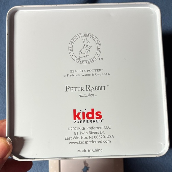 Peter Rabbit Musical Tin Box - Picture 7 of 10